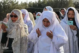 نماز عید سعید فطر در مصلی المهدی بیرجند