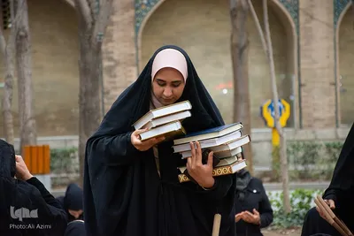 آیین جزءخوانی قرآن در گذر فرهنگی چهارباغ اصفهان
