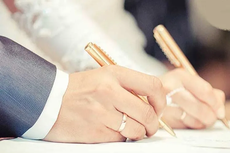 خانواده؛ نهادی کوچک با کارکردهای بزرگ/ ازدواج باید به‌هنگام باشد
