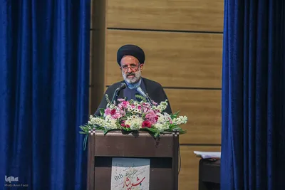 هشتمین کنگره بین المللی شعر ایثار‎