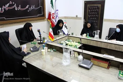 نشست هم اندیشی بانوان قاضی در ایکنای یزد