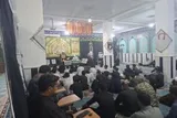 محفل انس با قرآن به یاد رهبر شهید در روستای تازیان بالا برگزار شد