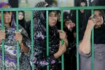 ⁨دسته‌ی عزاداری «مشق شمشیر» در قم⁩
