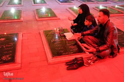 مراسم پرفیض شب قدر در گلزار شهدای وادی رحمت تبریز