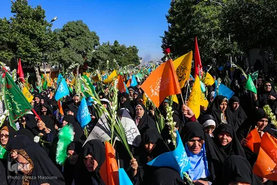 گلباران مردمی حرم مطهر رضوی به مناسبت میلاد حضرت فاطمه معصومه(س)
