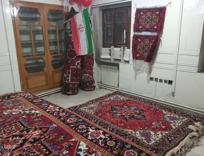 افتتاح نمایشگاه فرش مددجویان کمیته امداد در اهر