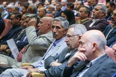جلسه شورای برنامه ریزی استان فارس با حضور رییس جمهور