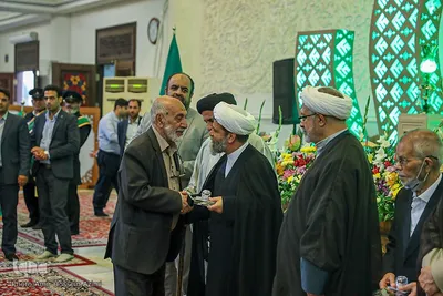 تجلیل از پیشکسوتان هنر و معماری در سومین حرم اهل بیت (ع)
