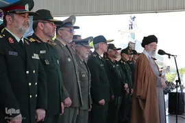 مراسم دانش آموختگی دانشجویان افسری و تربیت پاسداری دانشگاه امام حسین(ع) 