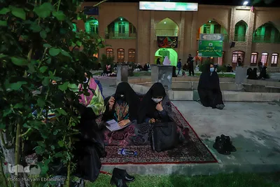 احیای شب بیست و یکم ماه رمضان در امام زاده سید حمزه(ع) تبریز