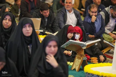 محفل انس با قرآن کریم «بشری» در حرم حضرت شاهچراغ(ع)