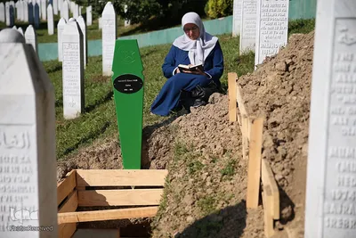 بیست و پنجمین مراسم سالگرد کشتار ۸۰۰۰هزار مسلمان شهر «سربرنیتسا» جمهوری بوسنی و هرزگوین توسط ارتش صرب
