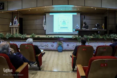 نشست توسعه اقتصاد صنایع خلاق فرهنگی