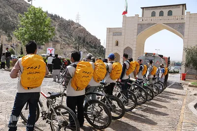 استقبال از مسافران نوروزی در شیراز