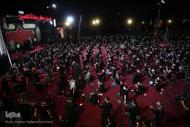 عزاداری شب تاسوعای حسینی هیات «ریحانة الحسین(ع)» با مداحی سیدمجید بنی فاطمه در پارک ارم تهران