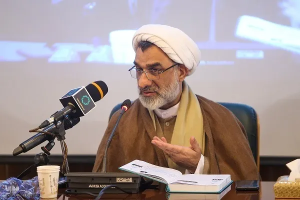 La nature de la sagesse et de l'art iraniens est basée sur la perspective coranique