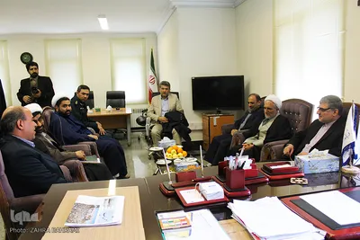 دیدار رئیس سازمان دارالقرآن کشور با فرماندار خنداب/عکاس: زهرا بهرامی