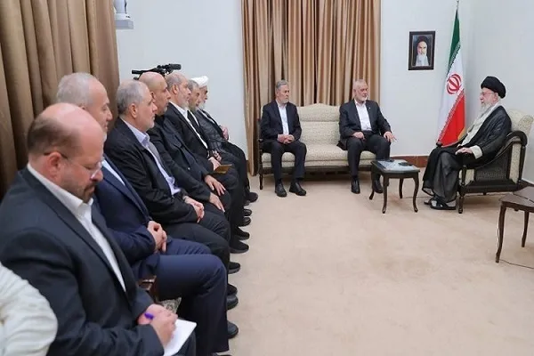 Раҳбари олии Эрон дар дидори Ҳания ва Ан-Нахола: Ғазза шукӯҳи муқовимат аст