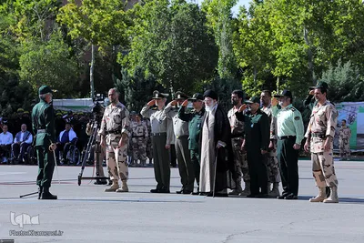 حضور و سخنرانی رهبر انقلاب در مراسم دانش‌آموختگی دانشجویان دانشگاه امام حسین (ع)