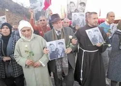 Marche pacifique  à Imlil en signe de solidarité avec les familles et les peuples des deux victimes du terrorisme