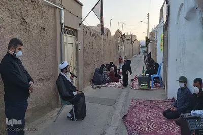 این خانه حسینی می‌ماند