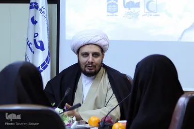 نشست ایمان در بحران