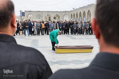 تشییع پیکر استاد وحید مجتهدزاده در حرم مطهر رضوی