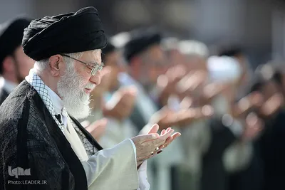 اقامه نماز عید سعید فطر به امامت حضرت آیت‌الله العظمی خامنه‌ای، رهبر معظم انقلاب اسلامی