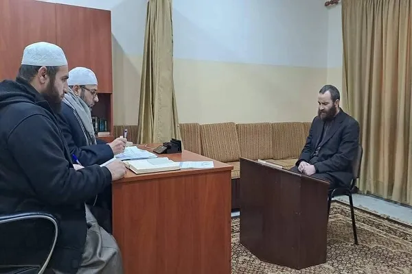 دار القرآن للحفظ والتلاوة في لبنان تخرّج طالباً جديداً في طرابلس