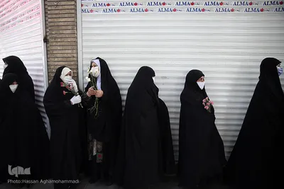 مراسم تشییع پیکر مطهر شهید مدافع حرم «جواد الله‌کرم» در محله مهرآباد جنوبی