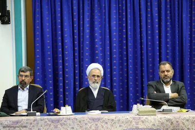 جلسه شورای عالی انقلاب فرهنگی