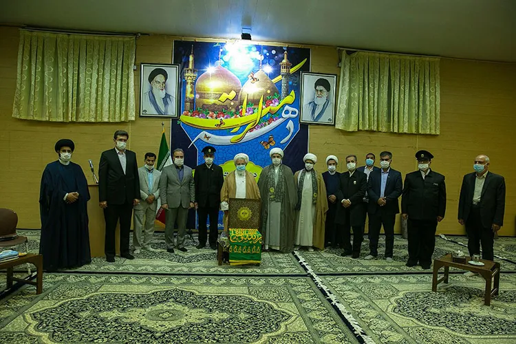 دیدار خدام رضوی با امام جمعه یزد 