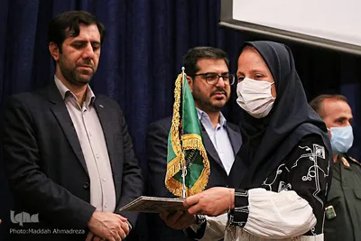 آیین گشایش نمایشگاه آثار هنری و تجلیل از دست اندرکاران کنگره جهانی محمد (ص) در شیراز‎‎