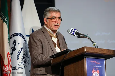 دکتر طیبی،‌ رئیس جهاددانشگاهی