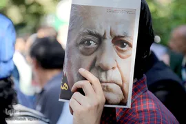 مراسم تشییع پیکر عزت الله انتظامی
