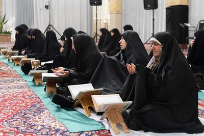 جزء خوانی قرآن در مصلی کرج‎