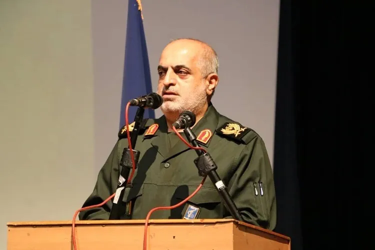 مسئولان باید از ظرفیت بسیج و مردم استفاده کنند