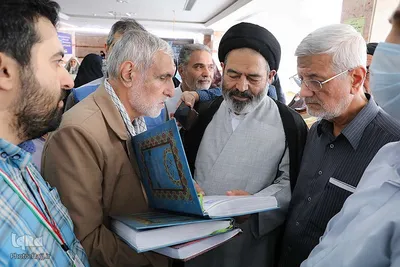 دیدار صمیمی سرپرست حجاج ایرانی با زائران کشورمان در مکه مکرمه
