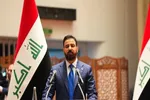 حضور نخست‌وزیر عراق در فرودگاه نجف برای استقبال از پیکر رهبر شهید