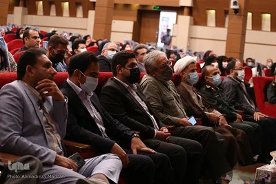 مراسم تجلیل از فرزندان شهدا در شیراز‎‎