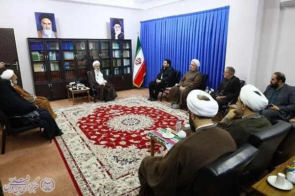 آیین تجلیل از  قاری ممتاز سید پارسا انگشتان
