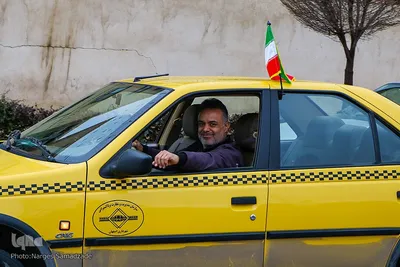 گرامیداشت دهه فجر و سالروز بازگشت امام خمینی(ره) در گلستان شهدا