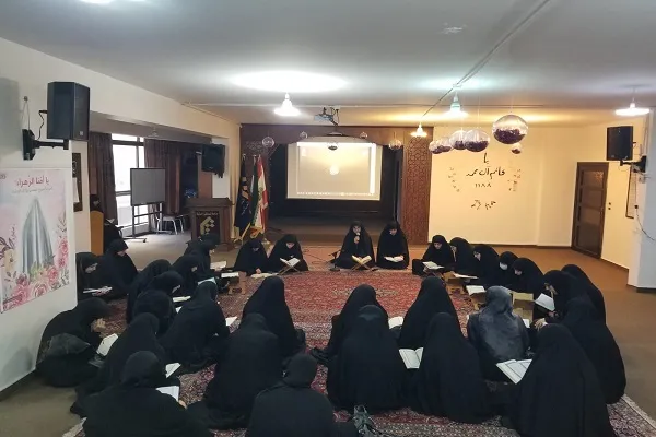 دار القرآن والحديث في بيروت تقيم جلسة الأنس بالقرآن
