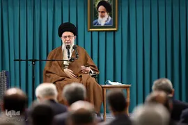 دیدار سفیران و مسئولان وزارت امور خارجه با رهبر انقلاب