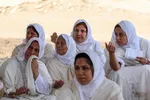 مراسم غسل تعمید منداییان در کنار رودخانه کارون