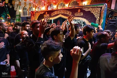 قافله اشک و سوگ حسینی در خیابان‌های خمینی‌شهر