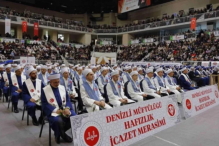 Denizli'de 168 Hafız icazet aldı