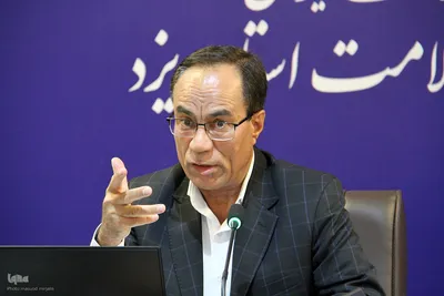 نشست خبری دریجانی مدیرکل بیه سلامت استان یزد وتجلیل از خبرنگاران