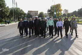 رژه نیروهای مسلح در اولین روز دفاع مقدس در همدان