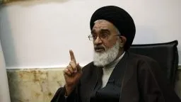 نیروهای خودجوش انقلابی در مساجد قم سازماندهی شوند